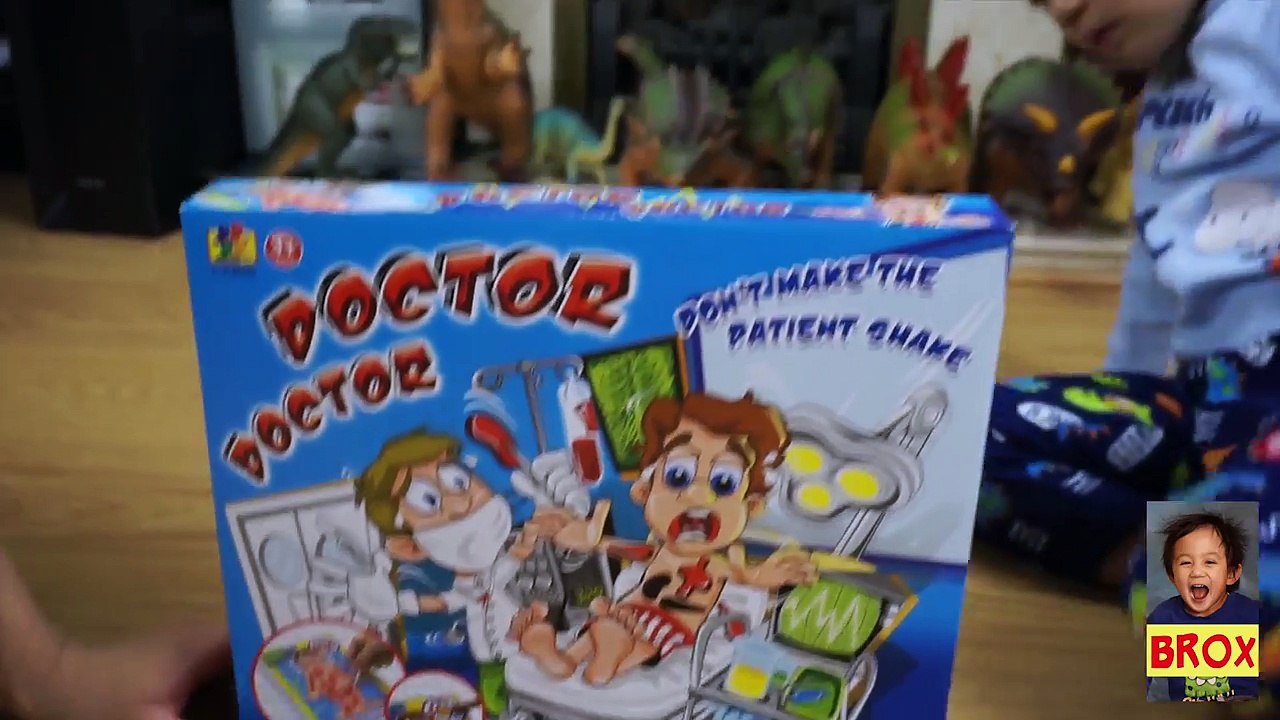 Doc McStuffins Farting Mommy Tummy Ache Checkup, Doc McStuffins Gives Fart Mommy a Needle