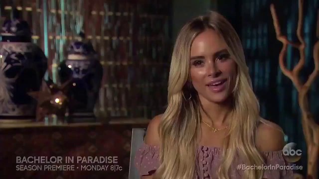 Amanda Gives Back Ring From Josh On 'Bachelor In Paradise'