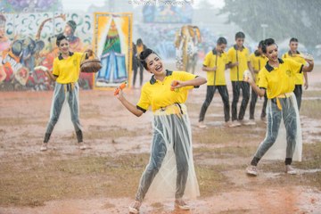 เชียร์ลีดเดอร์พรรคศรเหล็ก : กีฬาพรรค 2560【OFFICIAL】