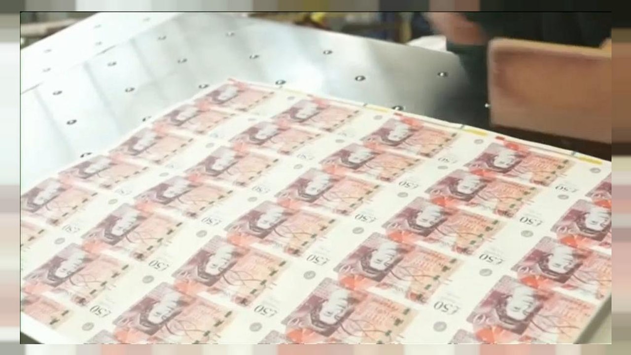 Sterling drops to new low against euro
