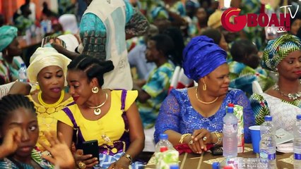 See Dele Odule Spray Money As King Dr. Saheed Osupa Performs At His 40years On Stage Celeb