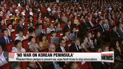 President Moon pledges to prevent war during National Liberation Day ceremony