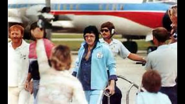 SAM THOMPSON ELVIS PRESLEYS BODYGUARD TALKING ABOUT HOW ELVIS REALLY WAS.