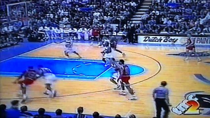 Michael Jordan Monster Dunk vs Bob Sura in your face