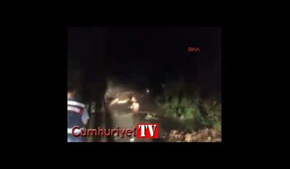 Rize'de su takını: 5 kişilik aile mahsur kaldı