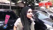 Hot News! Hadiri Sidang Cerai Perdana, Wajah Istri Enji Baskoro Tegang - Cumicam 16 Juli 2017