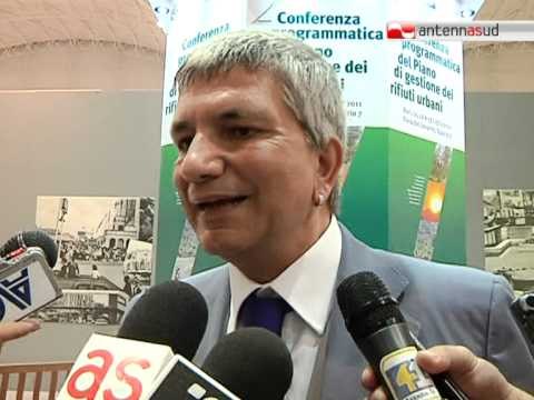 TG 12.07.11 Rifiuti, Vendola rilancia la raccolta differenziata