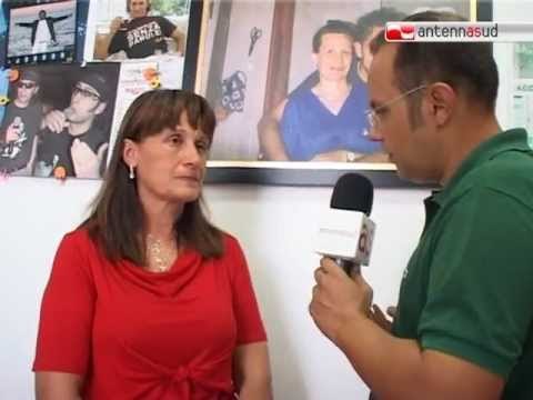 TG 20.08.11 Intervista alla madre di Mimmo Bucci: La morte di mio figlio ancora impunita