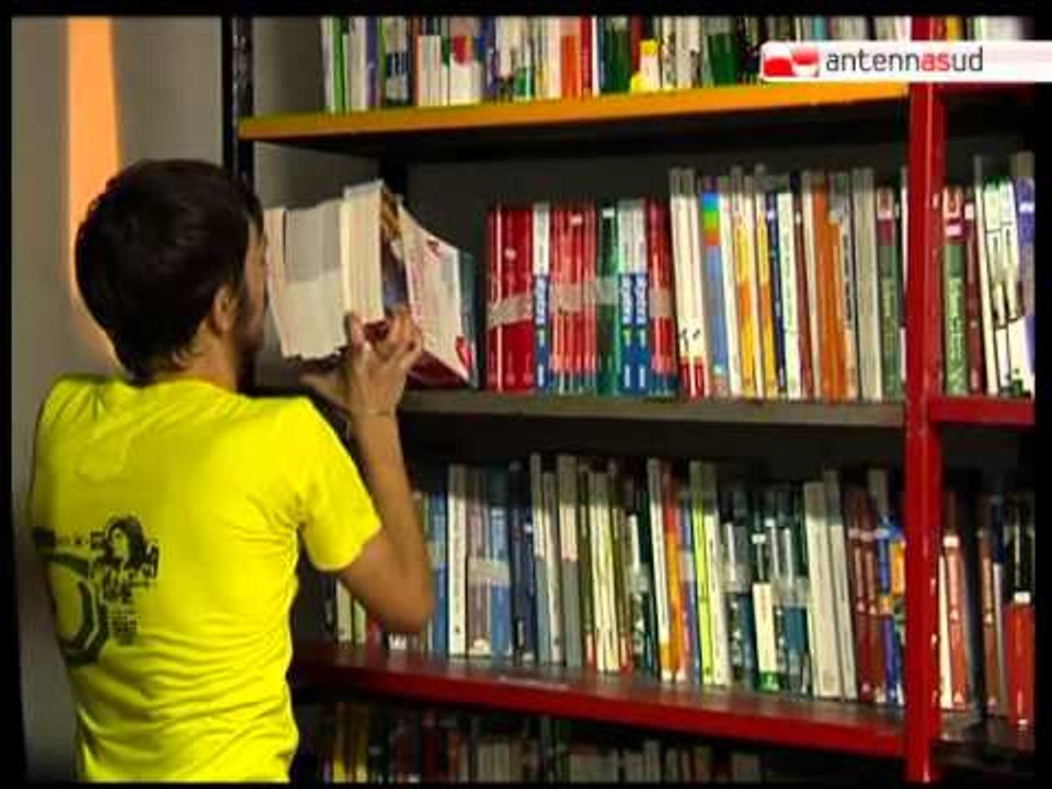 TG 06.09.11 Caro libri, le famiglie ricorrono ai mercatini dell'usato