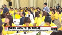 President Moon apologizes to families of Sewol-ho ferry disaster victims on behalf of gov't