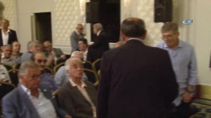 Galatasaray'da Olağanüstü Divan Kurulu Başladı