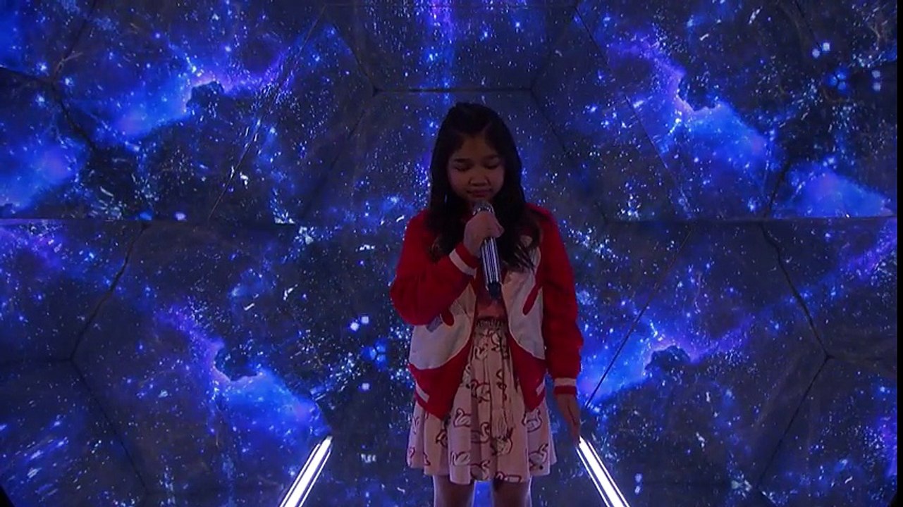 Angelica Hale- 9-Year-Old Sings Incredible Clarity- Cover America's Got Talent 2017