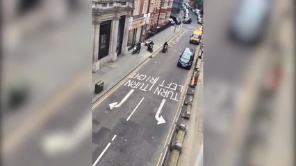 Moped Gang Filmed Raiding Luxury Chelsea Jewellers