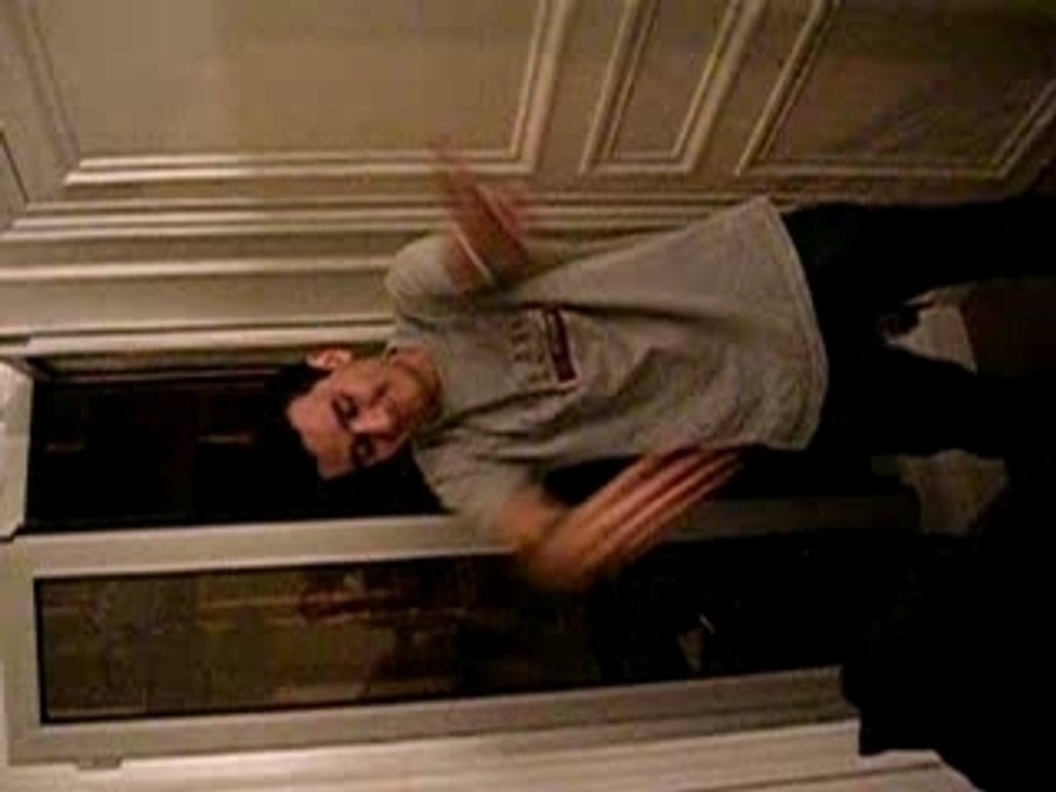 Zizou45 repond a Aurelien13 : Tektonik Party @ Paris 17