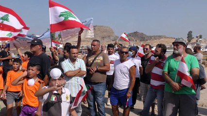 Manifestation au Liban contre l'enfouissement d'ordures en mer