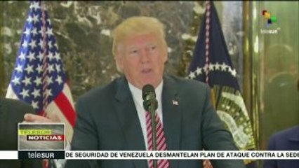 Trump alega que nacionalistas blancos tenían permiso para protestar