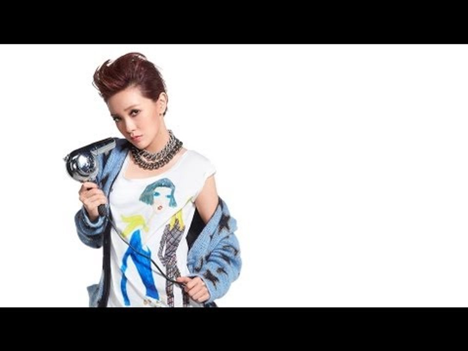 VOGUE 2013 FNO 郭采潔：我喜歡買經典款