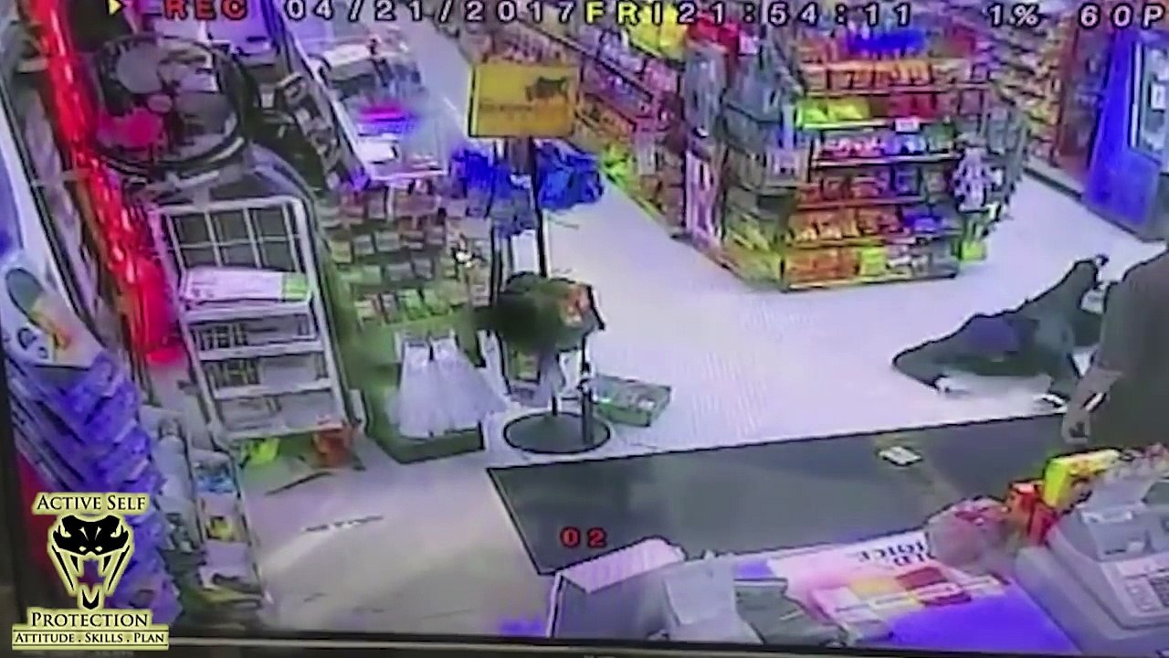 Clerks Disarm Robber Despite Doing Everything W...