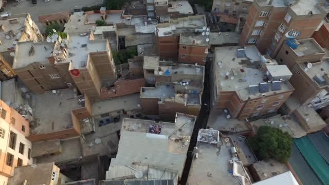 Diyarbakır'da Hava Destekli Şafak Operasyonu: 7 Gözaltı