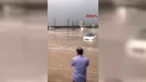 Erzurum'a Yarım Saatte 18 Kilo Yağış Düştü