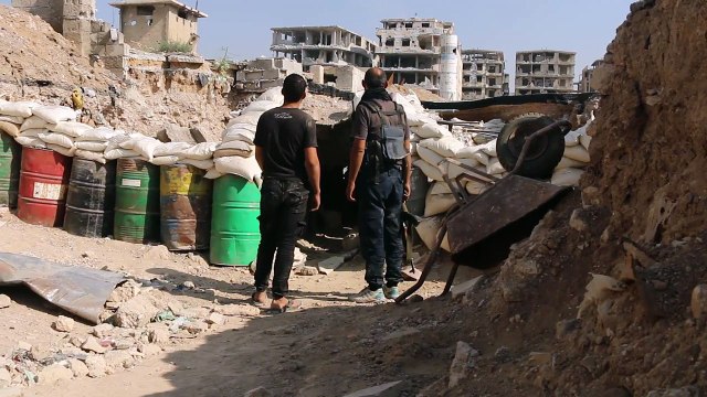 Combats entre rebelles et régime syrien près de Damas