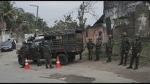 Fuerzas Armadas brasileñas realizan megaoperacion contra crimen organizado en Río