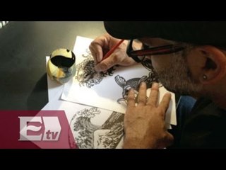 Artista plástico Héctor Falcón trabaja con su cuerpo / Entre mujeres