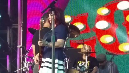 The GoGos Ginas Butt!!!