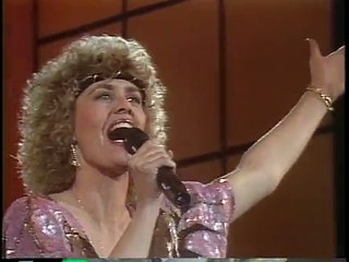 Janie Frickes Hes A Heartache (1983)