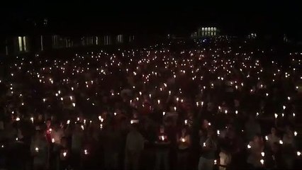 Donald Trump de plus en plus isolé après Charlottesville - Nouvelle manifestation cette nuit sur place