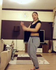 Sexy Girl Hot Dance on Kamli Song