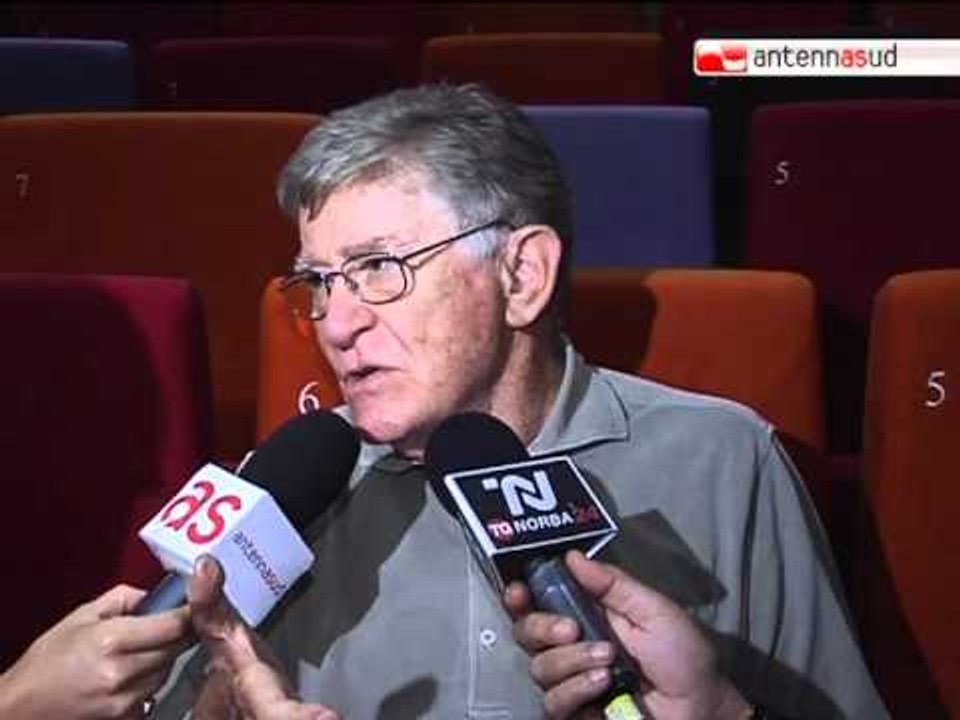 TG 28.09.11 Olmi a Bari con "Il villaggio di ca...