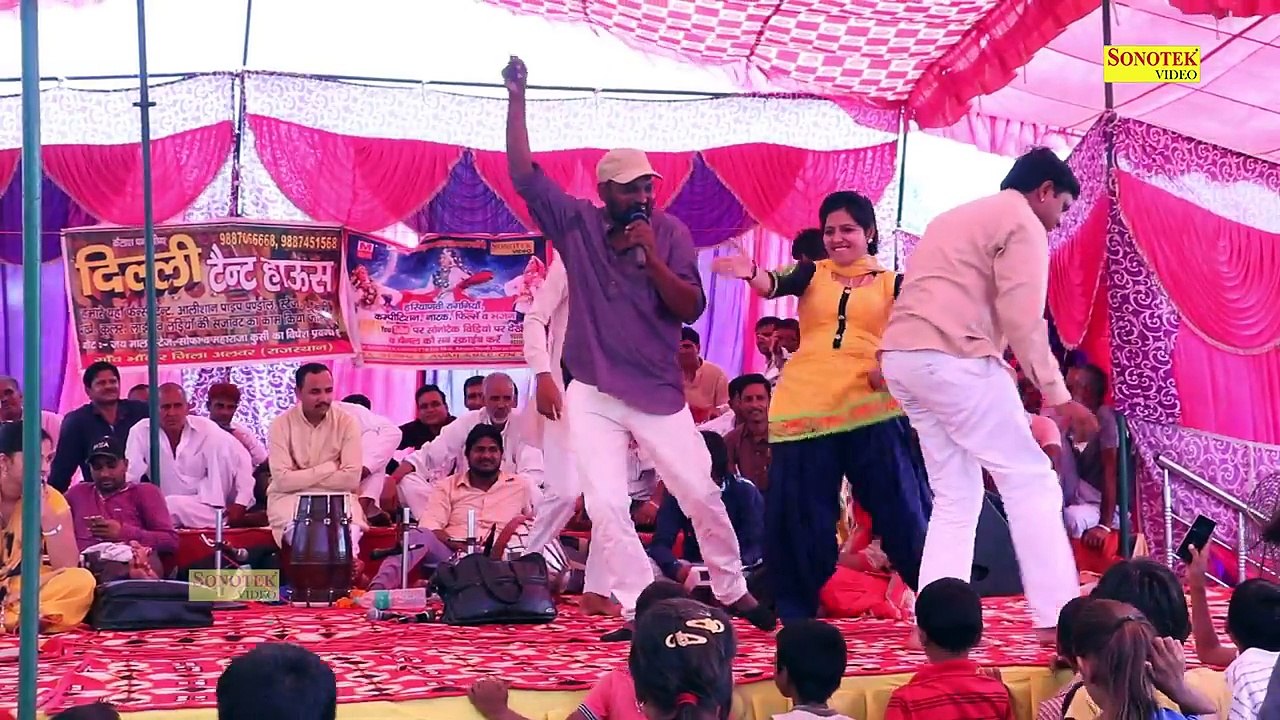 रचना का स्टेज पे उठा कुरता, लोग पागल - New Rachna Stage Dance 2017 - Haryanvi Dance 2017