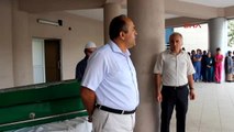 Zonguldak Evinde Ölü Bulunan Hemşire İçin Hastane Önünde Tören Düzenlendi
