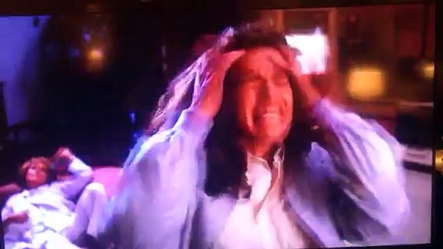 Johnny Depps death in a Nightmare on Elm Street (1984)