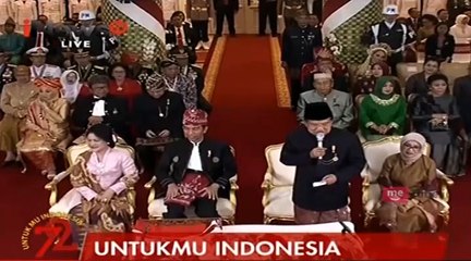 Download Video: Wapres Jusuf Kalla Umumkan Busana Adat Terbaik