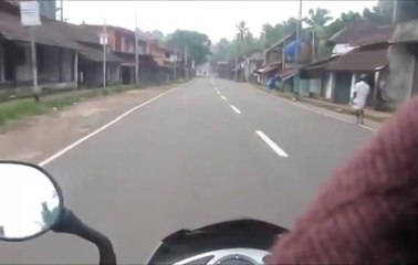 OVNI captado desde motocicleta , increíble