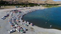 Hazar Gölü, Akdeniz ve Ege Sahillerini Aratmıyor