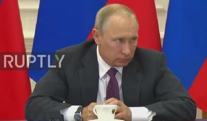 Putin'den bakan yardımcısına kameralar önünde azar