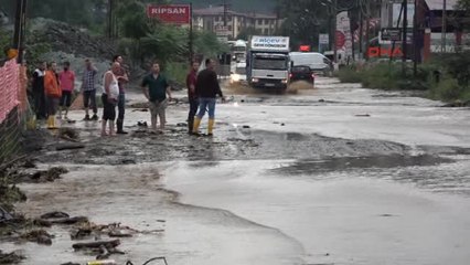 Rize'de Sel Felaketi-3