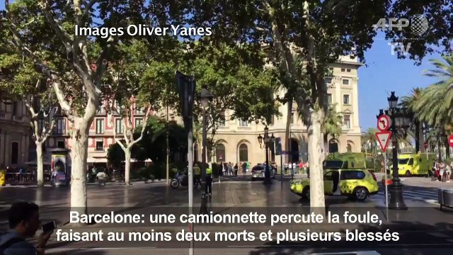 Une camionnette percute la foule à Barcelone, plusieurs blessés