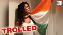 Priyanka Chopra Gets Trolled For her Tri-Coloured Dupatta
