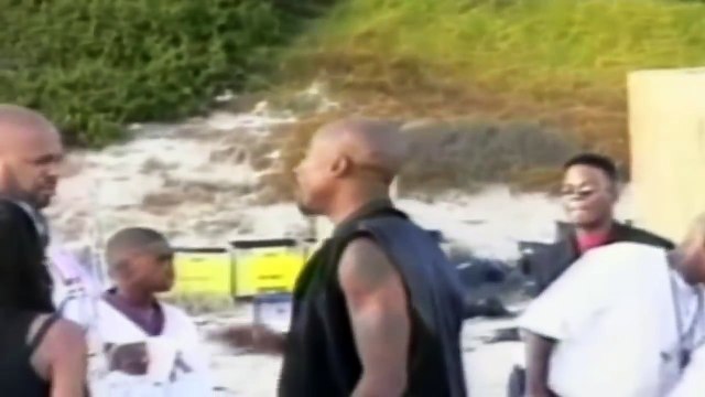 2PAC Checks Suge Knight on smashing Puffys baby mama why you tryna make it look like I did