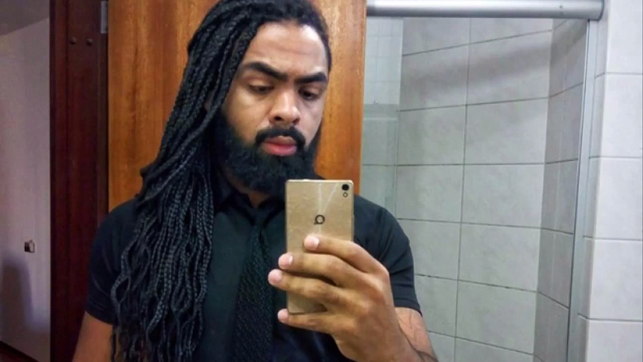 Advogado negro é barrado em bar de Curitiba por 'parecer um segurança'