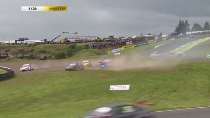 Big Start Crash 2017 BTCC Knockhill Race 2