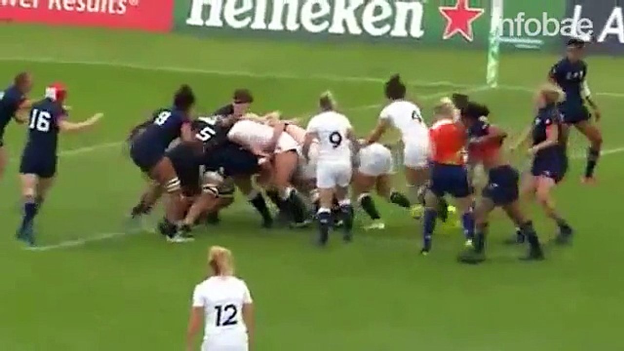 Jugadora de Rugby quedó al desnudo en el Mundial - Vídeo Dailymotion