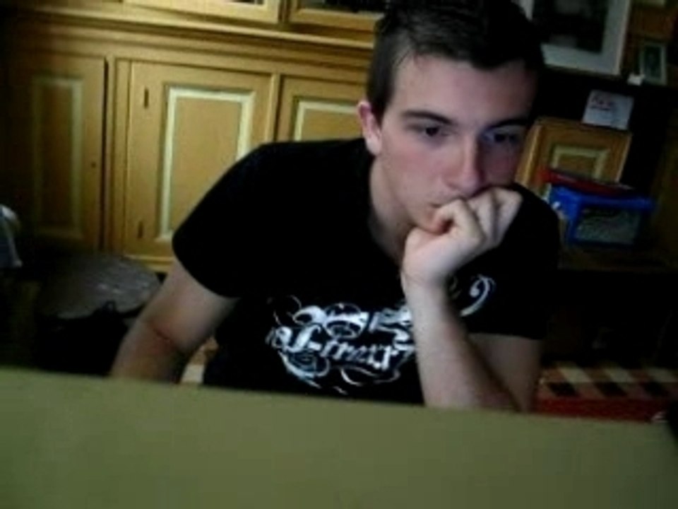 JE sur l'ordi (vidéo chiante I)