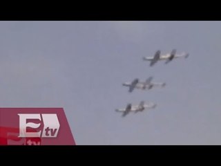 Captan choque de dos aviones en Feria Aeroespacial / Vianey Esquinca