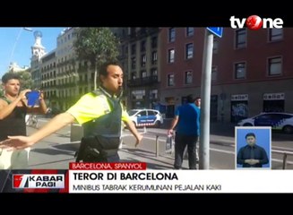 Mobil Van Tabrak Kerumunan Turis, 13 Tewas