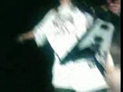 Tom et sa guitare By Rym 16 Octobre Bercy Tokio Hotel